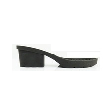 SHOES SOLE